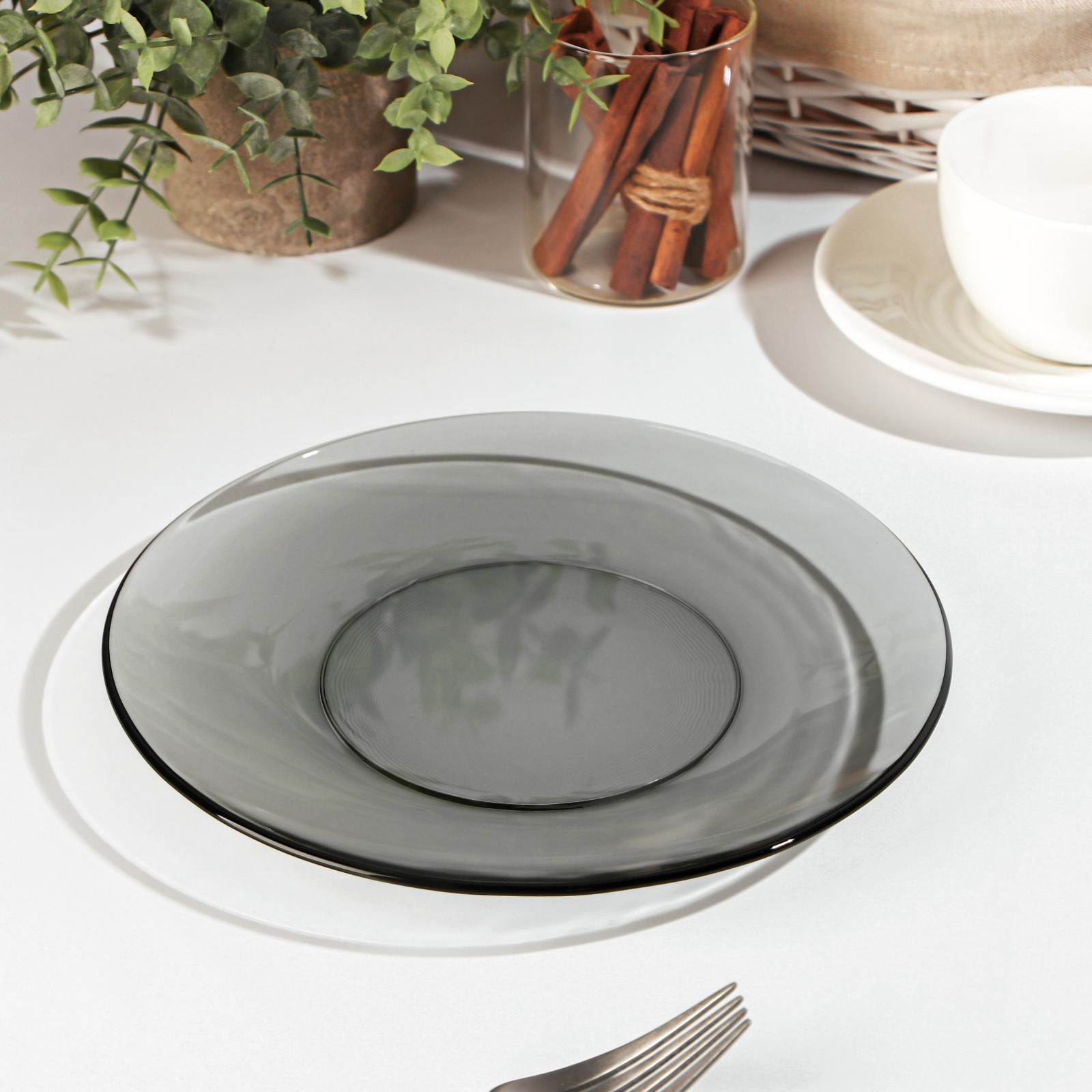 Тарелка стекл. Basilico Lava Grey 20см 9309347/625439309347/62543- купить в АПлайн