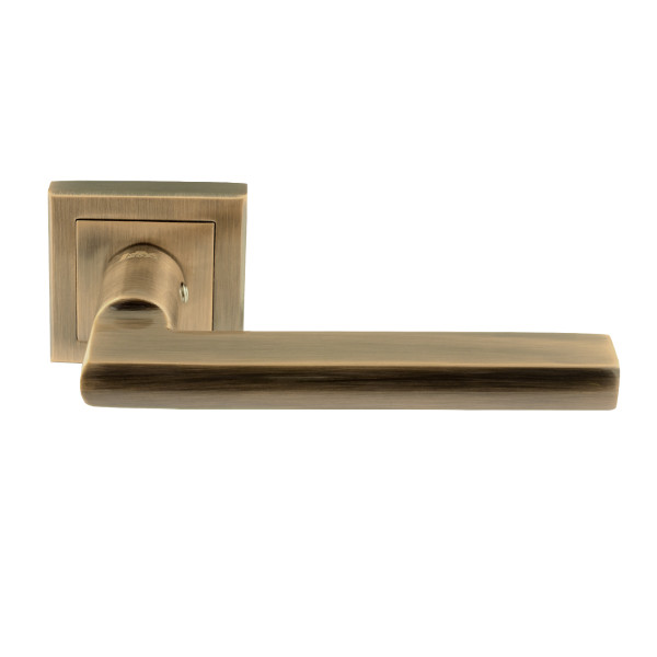 Ручки дверные на розетке старая бронза "НОРА" 108К AL квадратное осн. _