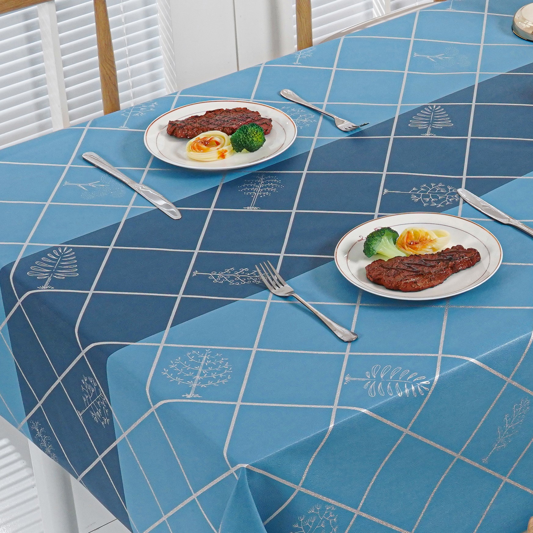 Клеенка GRACE на тканевой основе 1,37х25м LF81756