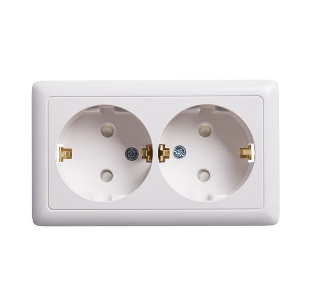 Розетка "Хит" 2 ОП белая в сборе с заземлением с защитной шторкой 16А IP20 SE RA16-239-B