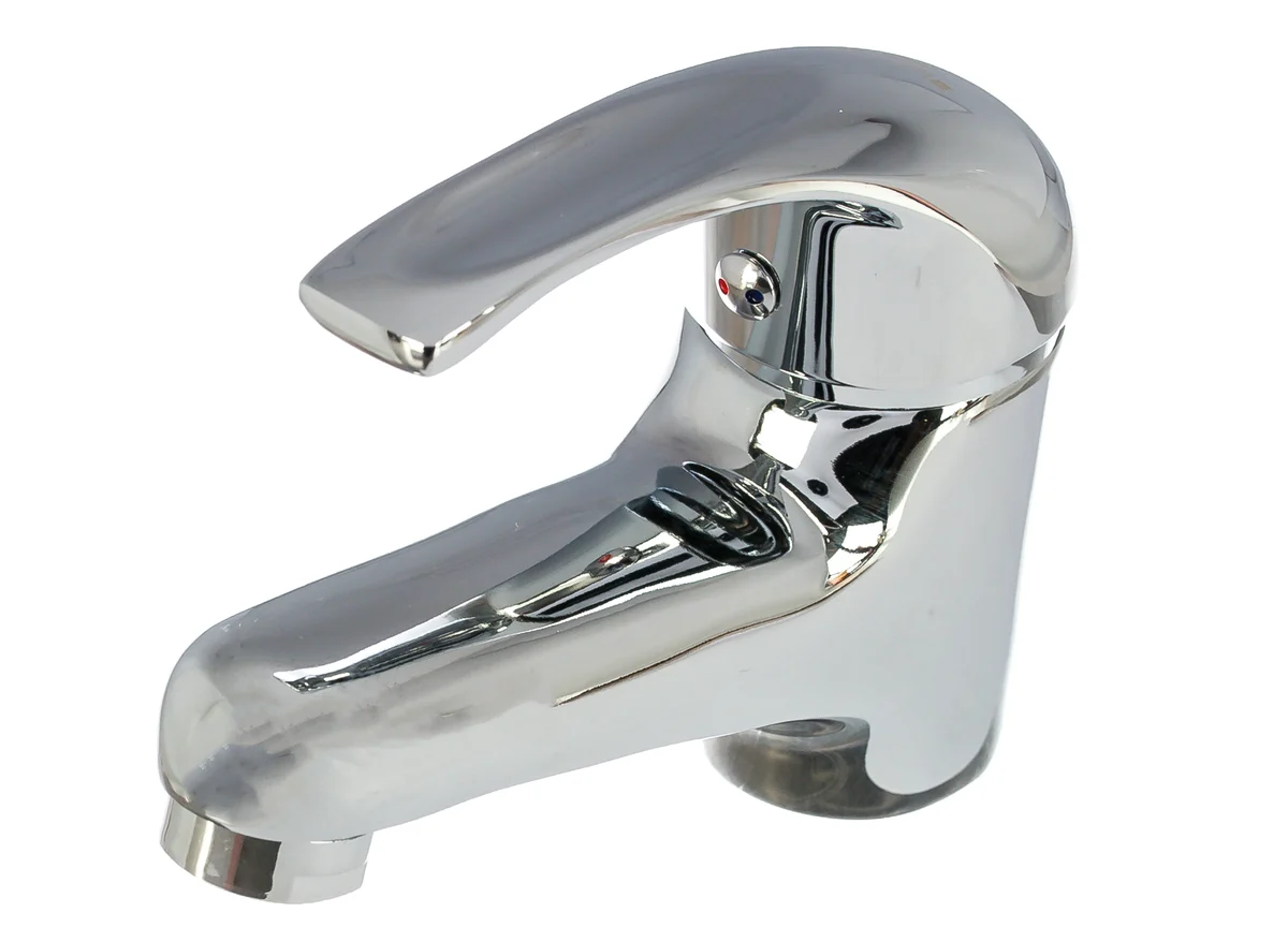 Смеситель для умывальника Solone  покрытие хром, крепление шпилька,LUN1-A031