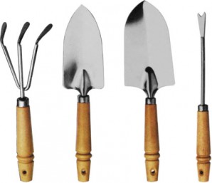 Набор садово-огородный 4 п(совок широкий, совок узкий, рыхлитель, корнеудалитель) дерев. ручки 77073
