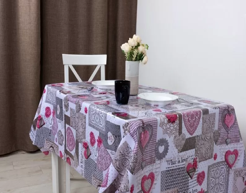 Клеенка Глянец Это любовь на тканевой основе 1,4х20м STS5649-1