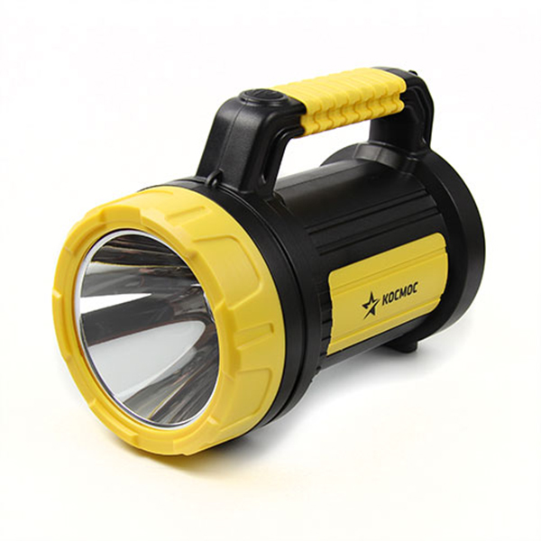 ФОНАРЬ-ПРОЖЕКТОР КОСМОС ВЛАГОЗАЩ. 2005LED  ЗАР.УСТР 220в /451/