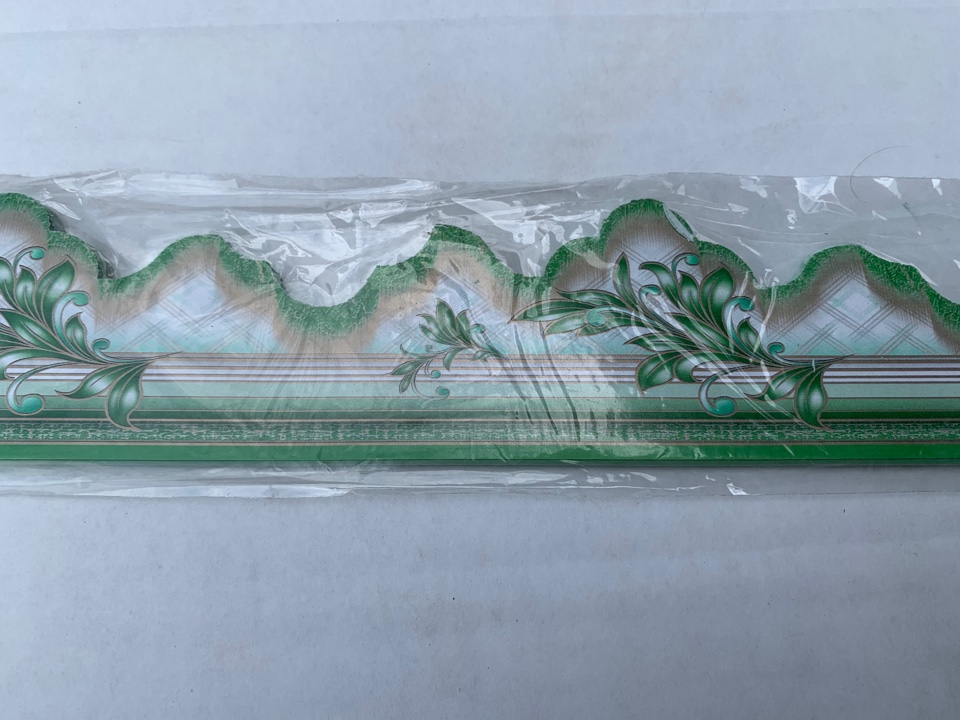 Бордюр бумажный фигурный зеленый в ассортименте 10см