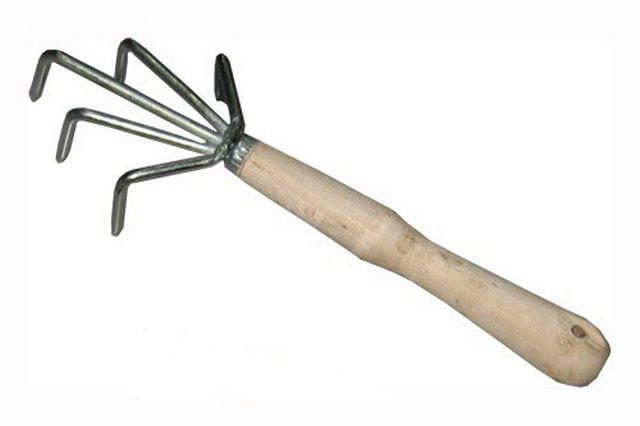 Рыхлитель 5-ти зубый малый с дер. ручкой Р-5-1 (979)