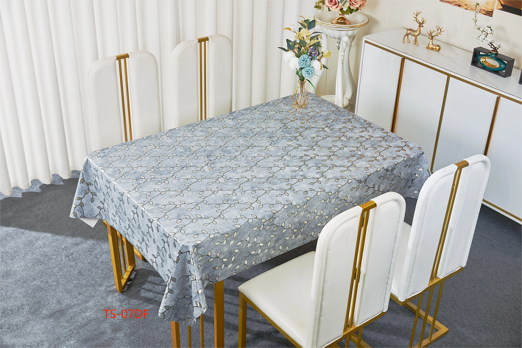 Клеенка Жемчуг с принтом на тканевой основе 1,37х20м 21691