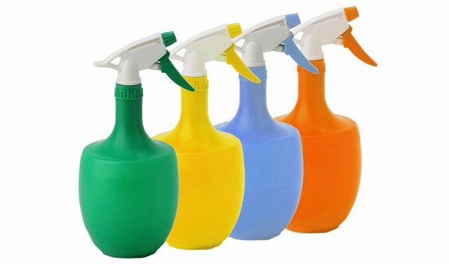 ОПРЫСКИВАТЕЛЬ ПЛАСТ. КРУГЛЫЙ 0,5Л М-П /М2141/