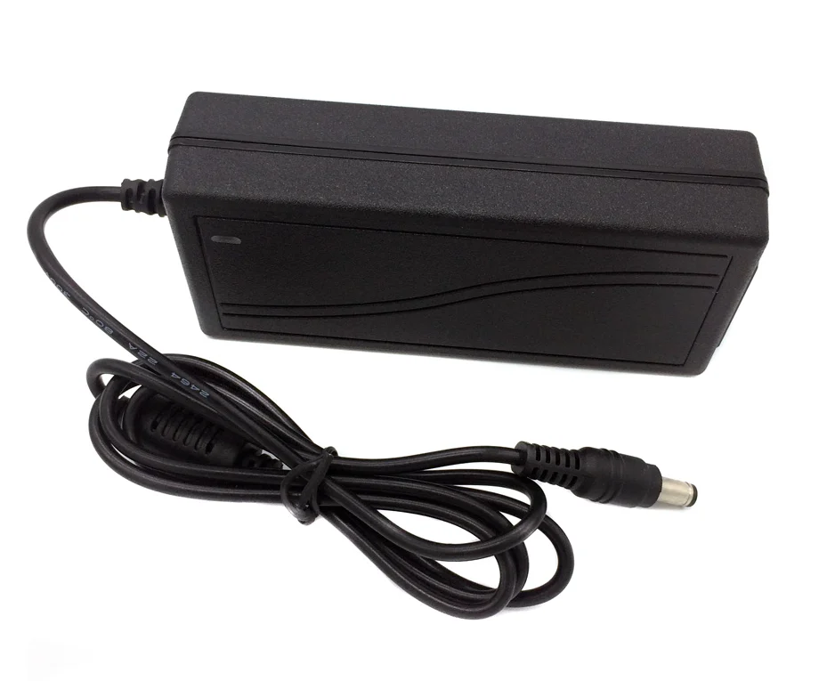 Блок питания для светодиодной ленты с вилкой General 12V 48W IP20 510004/389