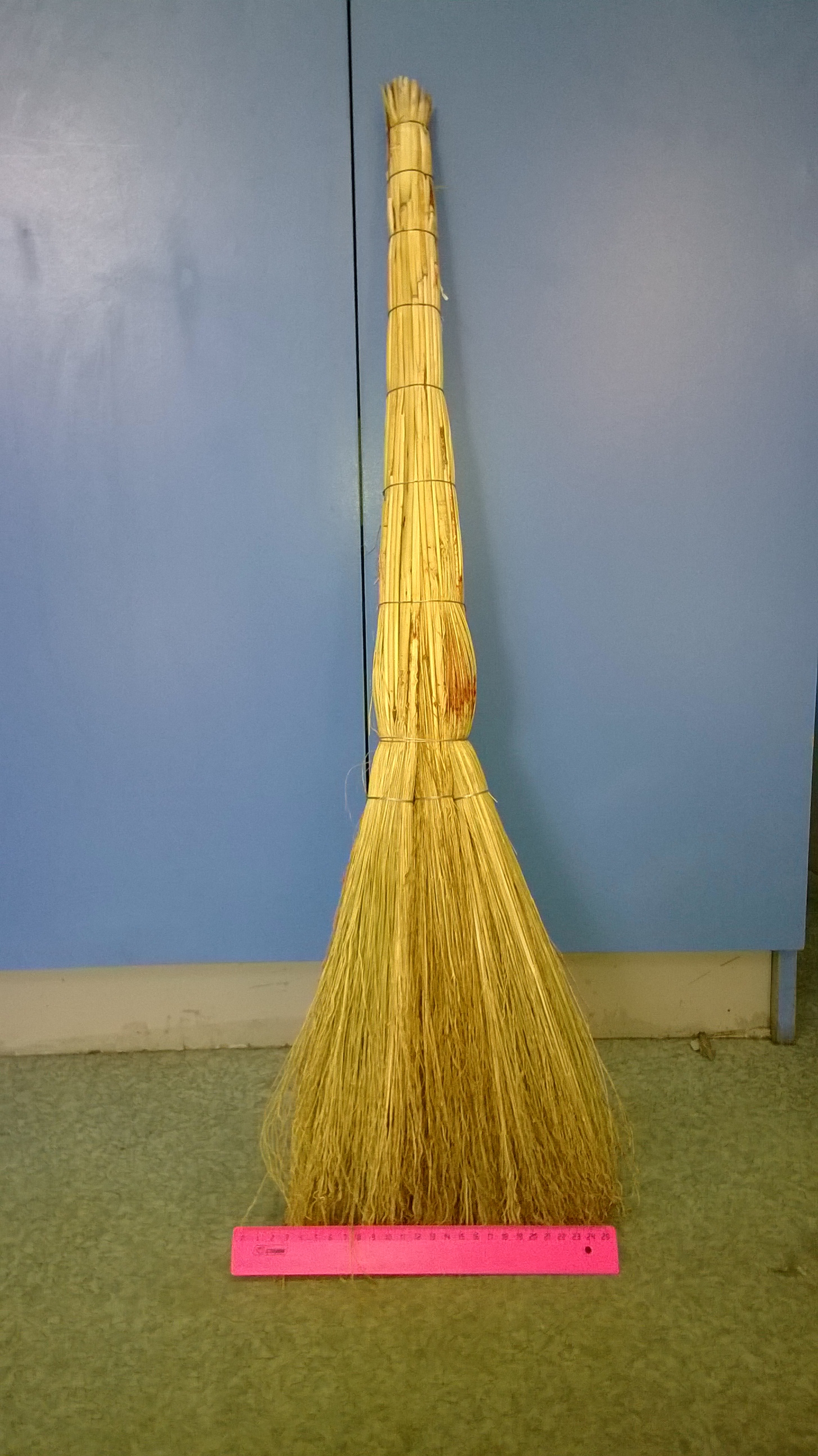 Веник СОРГО вязанный проволокой 3-х прошивной