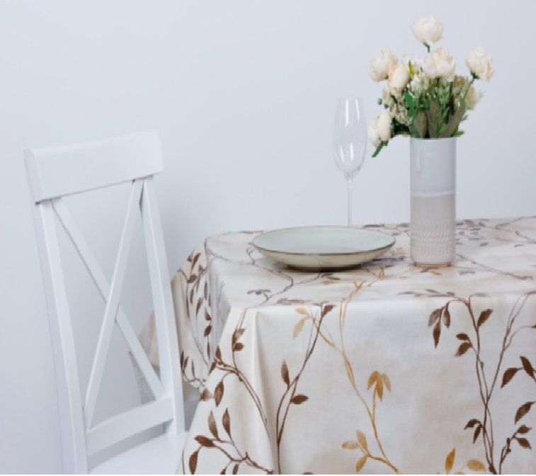 Клеенка Ларио Бежевый плющ на нетканевой основе 1.40х20м DD31